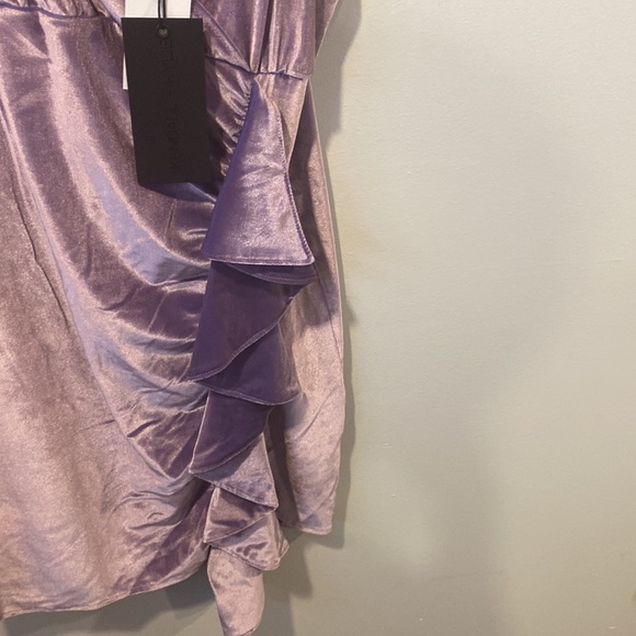 KENDALL + KYLIE Women’s Velour Lavendar Mini Dress Size 16 - Picture 5 of 8